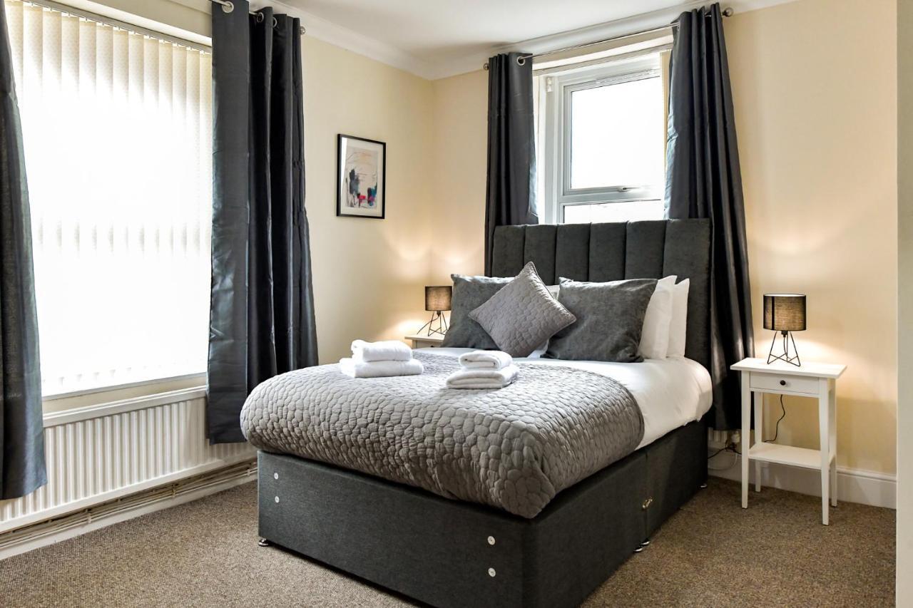 Host & Stay - Gerald House Swansea Kültér fotó